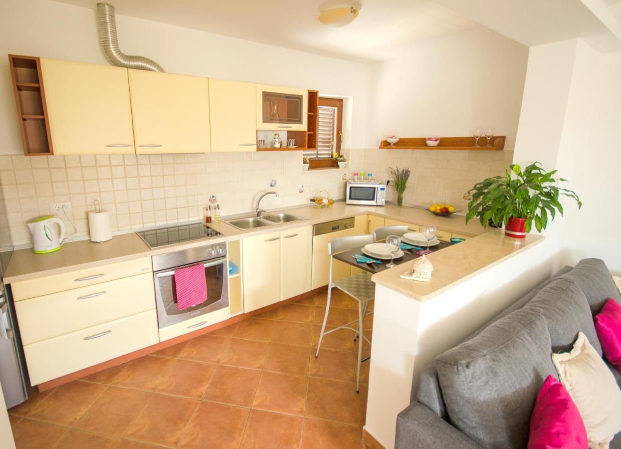 Apartment Ivis Vinkuran Eksteriør billede