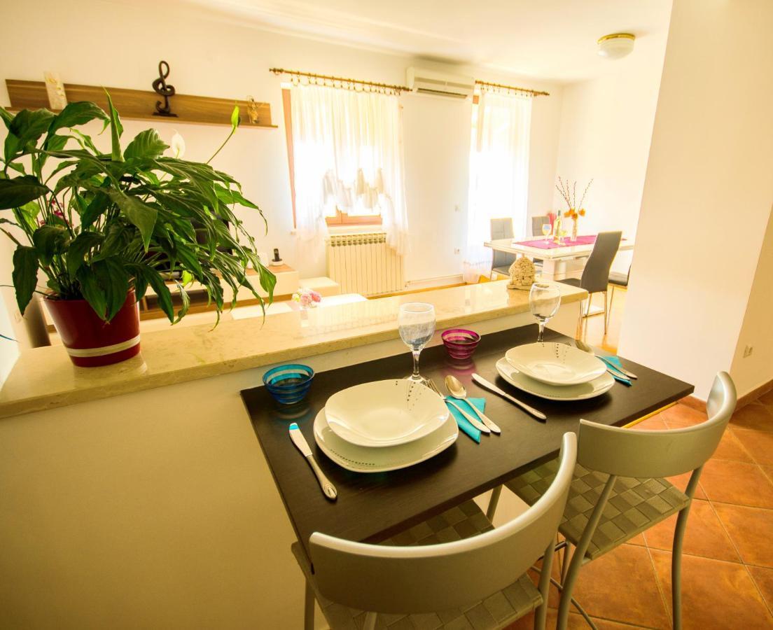Apartment Ivis Vinkuran Eksteriør billede